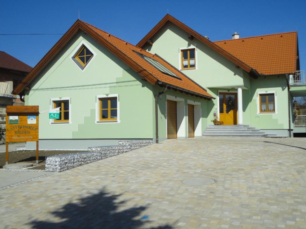 Gaestezimmer Rieder Staatz Exterior foto